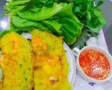 A picture of step 9 of Bánh xèo with Shrimp, Pork, Squid, and Quail Eggs.