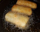 Foto langkah ke 6 dari resep Risol isi kentang, wortel dan sosis.