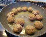 Foto del paso 4 de la receta: Albóndigas con almejas