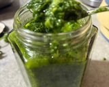 Foto del paso 5 de la receta: Pesto en 5 minutos 🧄🌿