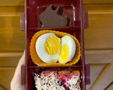 Foto langkah ke 3 dari resep Bekal Daycare Paud - Bekal TK - Telur, puding, bolu.