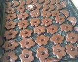 Foto langkah ke 6 dari resep Eggless Chocolate Cookies.