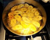 A picture of step 1 of Tostones (Patacones) with Green Garlic Sauce.