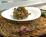 Foto del paso 5 de la receta: Cabeza de lomo de cerdo 🐷 con setas y alcachofas 🍽️🍄