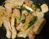 Foto langkah ke 5 dari resep Ungkep ayam dan tempe bumbu lengkuas.