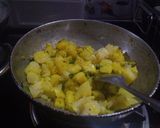 A picture of step 4 of Batata wada.