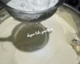 Foto langkah ke 5 dari resep Bolu Hongkong Keju Super Lembut.