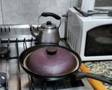 Foto del paso 14 de la receta: Pizza (SIN HORNO) fácil y tentadora!