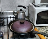 Foto del paso 14 de la receta: Pizza (SIN HORNO) fácil y tentadora!