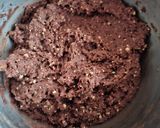 A picture of step 4 of Chocolate Walnut Polvorones.