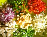 A picture of step 1 of Vegetable kottu Roti.
