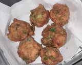 Foto del paso 4 de la receta: Buñuelos de lechuga
