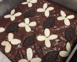 Foto langkah ke 8 dari resep Chewy Brownies.