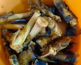 A picture of step 2 of Mutton paya seashore style.