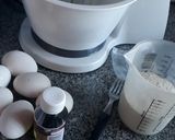 Foto del paso 1 de la receta: Bizcochuelo esponjoso