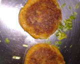 A picture of step 3 of Raw banana & sweet potato tikki chaat.