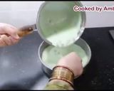 A picture of step 5 of 3 Layerd Strawberry 🍓 Dessert 🍮 Cake 🎂 Recipe 😋👌.