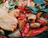 Foto langkah ke 6 dari resep Cumi Asin Pedas.