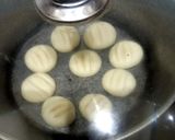 A picture of step 4 of Crispy biscuits 🫓 🫓 without oven.