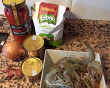 Foto del paso 1 de la receta: Arroz con atún y langostinos (delicioso)
