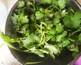 A picture of step 1 of Chicken Dum Biryani.