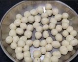 A picture of step 7 of Sour Seedai recipe.
