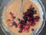 Torta de zanahoria y frutos rojos