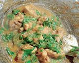 Foto langkah ke 4 dari resep Ayam kemangi terasi pedas.