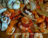 Foto langkah ke 3 dari resep Sea food saus Padang.