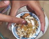 A picture of step 2 of Oats and jaggery's shortcake.