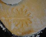 Deep Fried flower cookies (Daisy ّّFlower)   کوکی به شکل گل مینا recipe step 6 photo