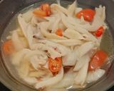 Foto langkah ke 7 dari resep Tumis jamur tiram.