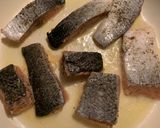 স্যামন উইথ ক্রিমি মাশরুম - স্পিন্যাচ (Salmon with Creamy Mushroom - Spinach Recipe in Bengali) রেসিপির ধাপ 4 ছবি