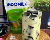 Foto langkah ke 6 dari resep Iced Cincau Jelly Creamy Matcha Latte.