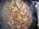 Fideos al wok de verduras y carne