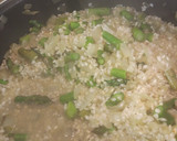 Foto del paso 2 de la receta: Risotto de espárragos, champiñones, setas y....trufa!! 😍