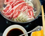 Hình bước làm 1 của món Gyudon Cơm bò kiểu Nhật