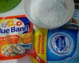 Foto langkah ke 1 dari resep Butter cookiea (3bahan) #beranibaking.