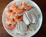 A picture of step 2 of Shrimp and Pork Spring Rolls (Gỏi cuốn).