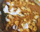 A picture of step 6 of Malai Mushroom.