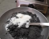 કાળા તલની લાડુડી (Black Til Ladu Recipe In Gujarati) રેસીપી સ્ટેપ2ફોટો