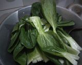 Foto langkah ke 4 dari resep Tumis Pokcoy Telur Orak Arik.