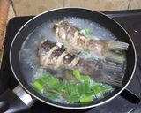 Foto langkah ke 4 dari resep Gulai Putih Ikan Baung (Menu Balita).