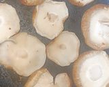 Foto del paso 4 de la receta Seta Shiitake, espárragos y crema de puerros, zanahoria y patata