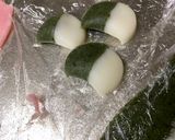 A picture of step 6 of Japanese Kawaii Kusa-Mochi.