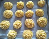 Foto langkah ke 4 dari resep Soes Green Tea.