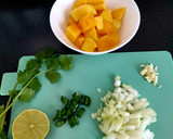 Foto del paso 1 de la receta: Salsa de mango para ensalada