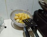 Foto langkah ke 2 dari resep Perkedel kentang simple.