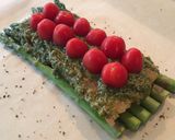 รูปขั้นตอนการทำที่ 5 ของ แซลมอนอบเพสโต้ซอส (ซอสโหระพา) 🍣🍅
