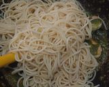 Foto langkah ke 4 dari resep Spaghetti Udang Sambal Ijo.